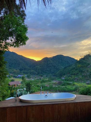 Bo Kluea Bed & Breakfast | สะปัน Riva camp