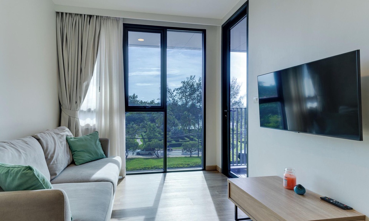 Bang Tao Apartment | 1BR Corner apartment with great View by Continent