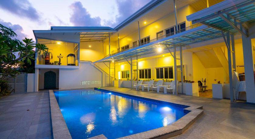 Si Sunthon Hotel | 24 m² Hotel ∙ 2 guests