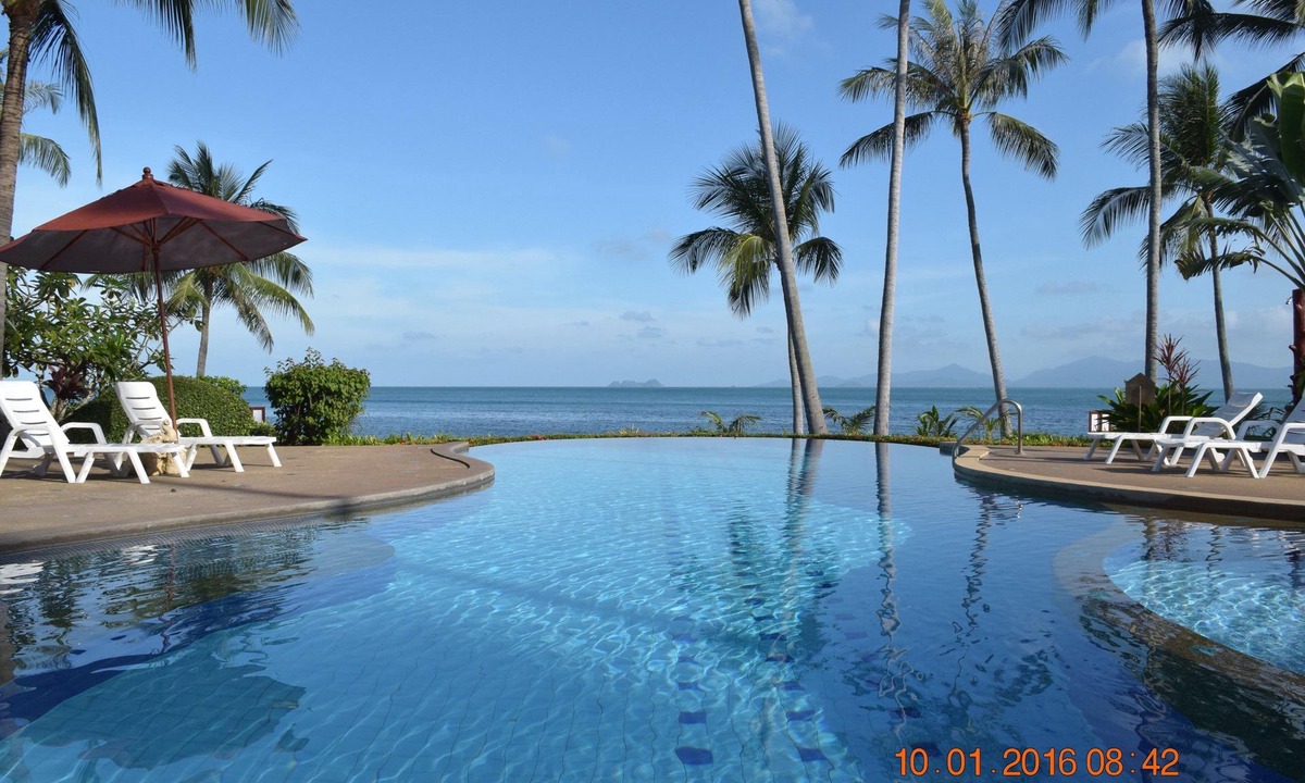 Bang Po Villa | 3 Bedroom Villa 2 ~ only 30 seconds walk to beach