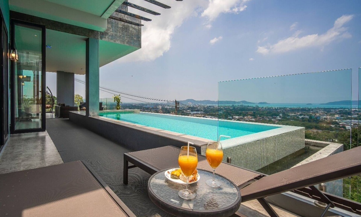 Chalong Villa | ✨️3BR3B Seaview!Infinity pool!Chef Kitchn! Maid!Concierge! 3 avail for groups!