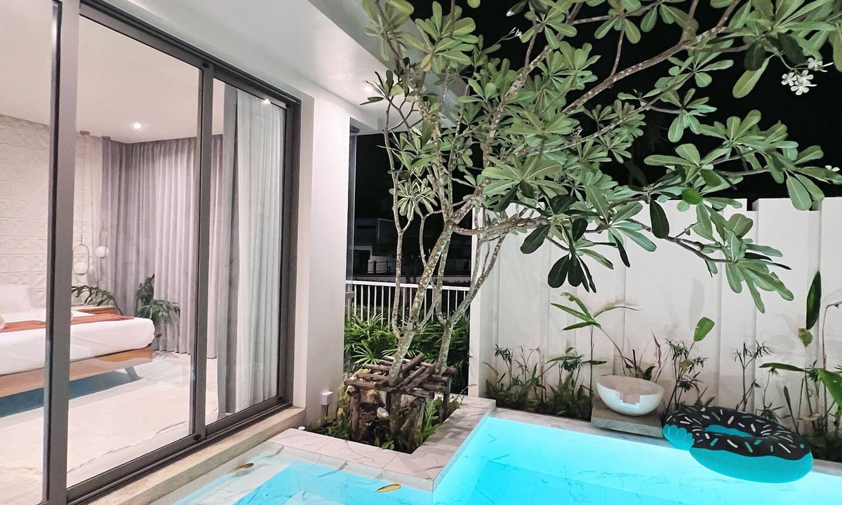 Bang Tao House | 4-bedroom house in cool Tambon Choeng Thale with AC, WiFi