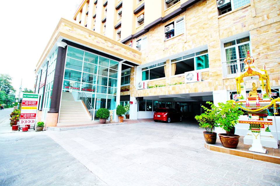 Ramkhamhaeng Hotel | AC Habitat Bangkok