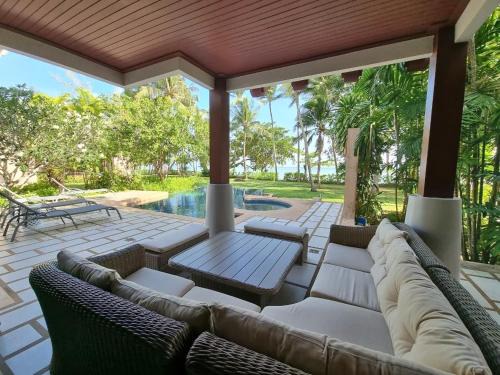 Sai Thai Villa | Amatapura Beachfront Villa 12, SHA Certified