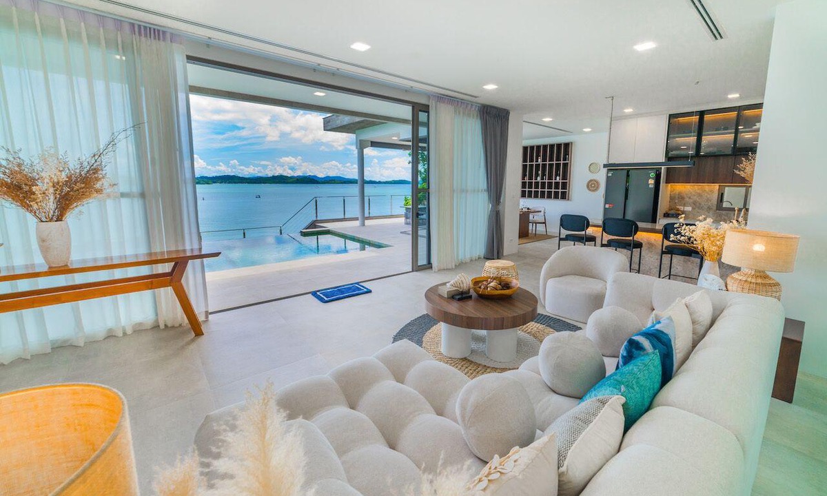 Pa Klok Villa | Azure Beachfront Villa Phuket
