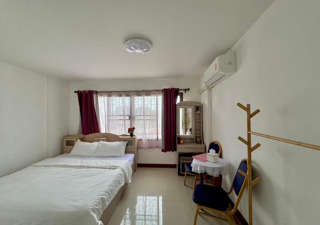 Talat Khwan Apartment | Baan Alisa 12