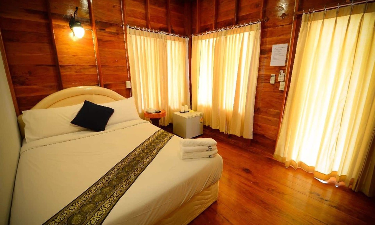 Khanom Hotel | Baanchaylay Resort