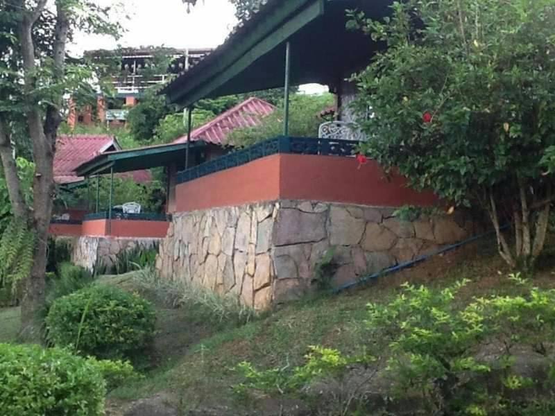 Tha Sut House | Baansuan Nanglae Hill Homestay