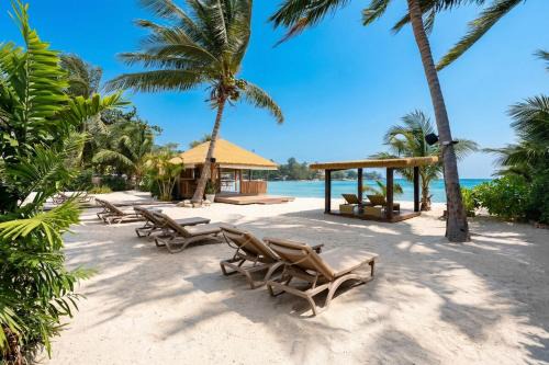 Maret Villa | Bankun Boutique Beachfront 7br private beachfront