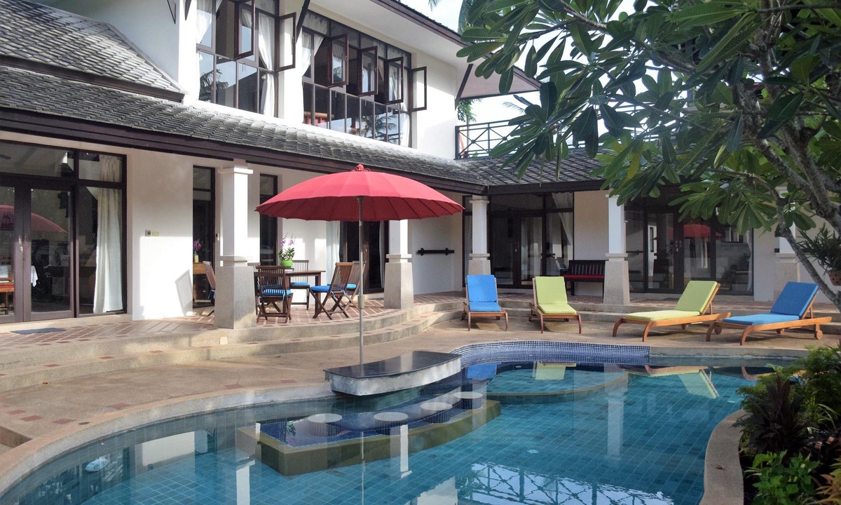 Bang Po Villa | Banyan Villa 1 - Private Pool - private walled garden - 30 seconds to the beach