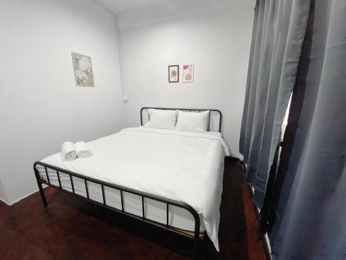 San Chao Pho Suea Apartment | Bao The Giant Swing เบา เสาชิงช้า