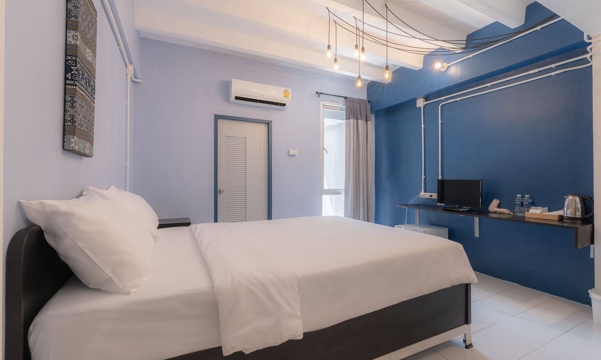 Huay Kaew Hotel | BEDGASM Hotel x Café at Nimman