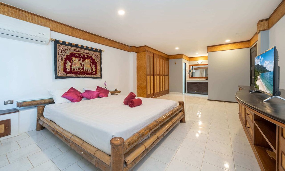 Kata Apartment | Bougainvillea 216 3BR Near Beach