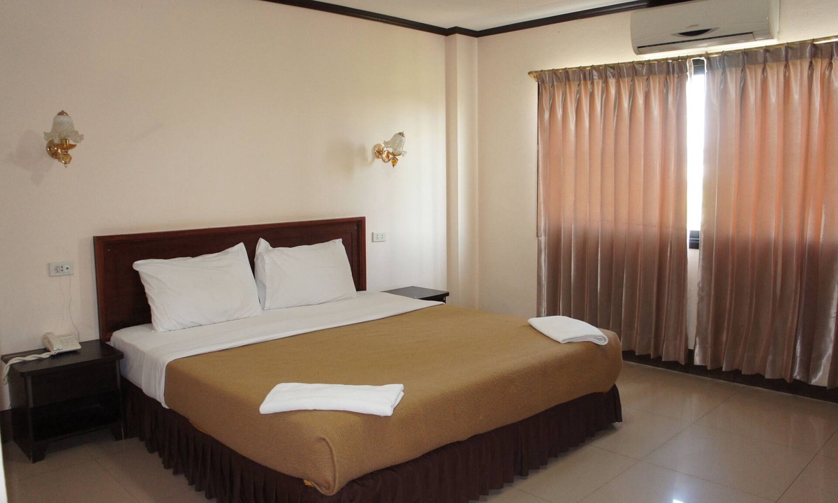 Vientiane Hotel | Chaleunehoung Hotel