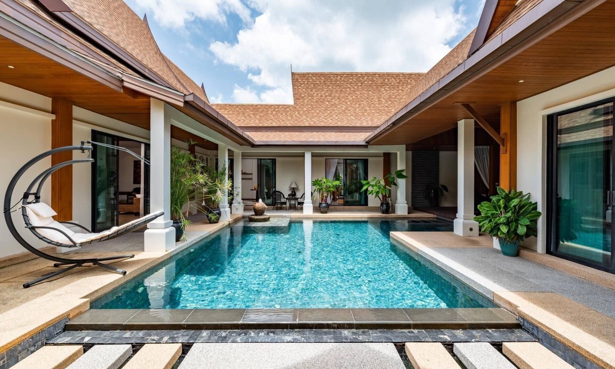 Rawai Villa | Champagne Villa, Luxurious Tropical Pool Villa
