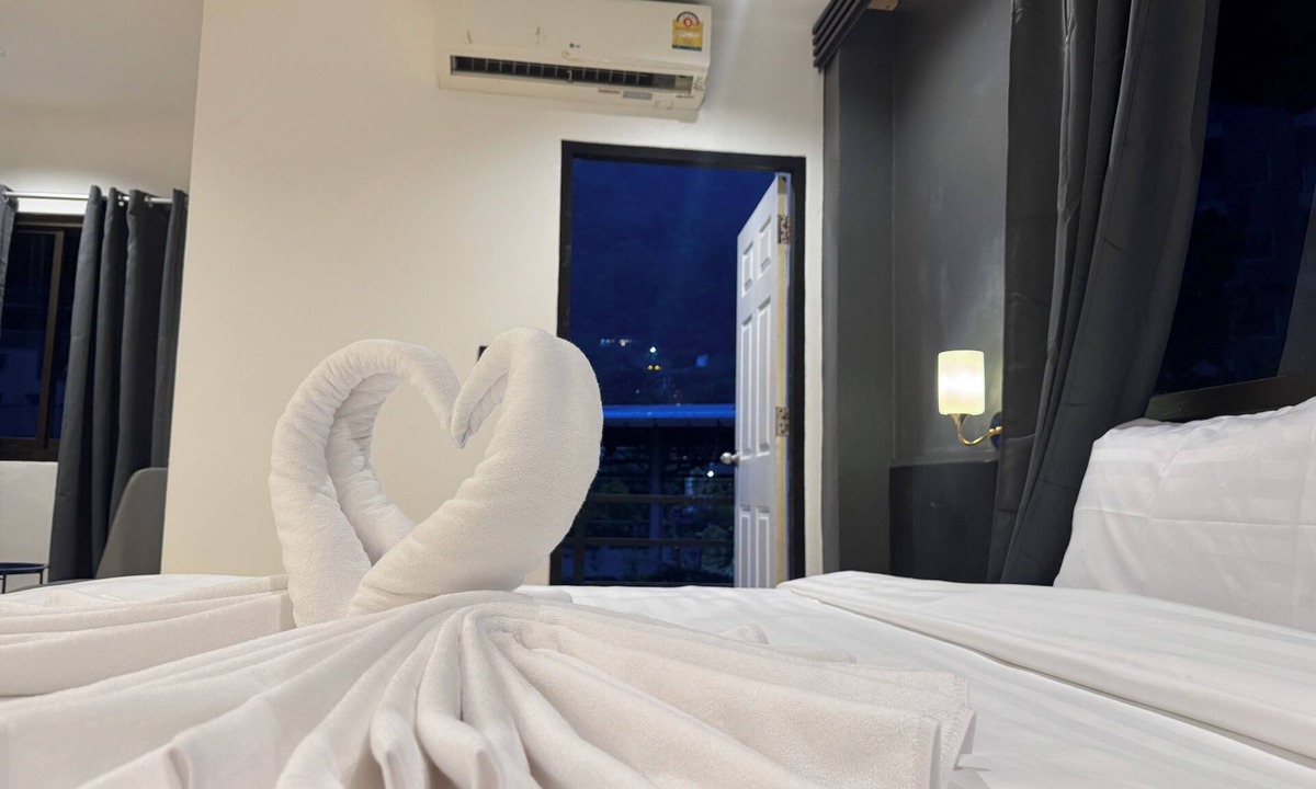 Patong Hotel | Chapter 26 Guesthouse