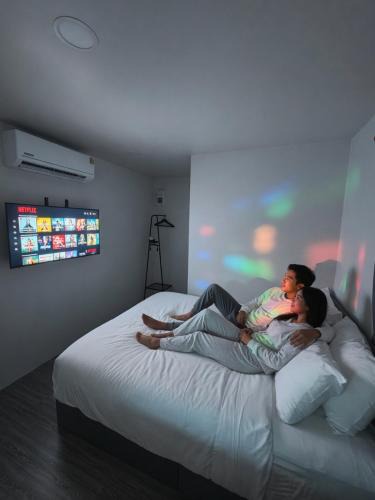 Ao Nang Ski Chalet | Cloud Bed
