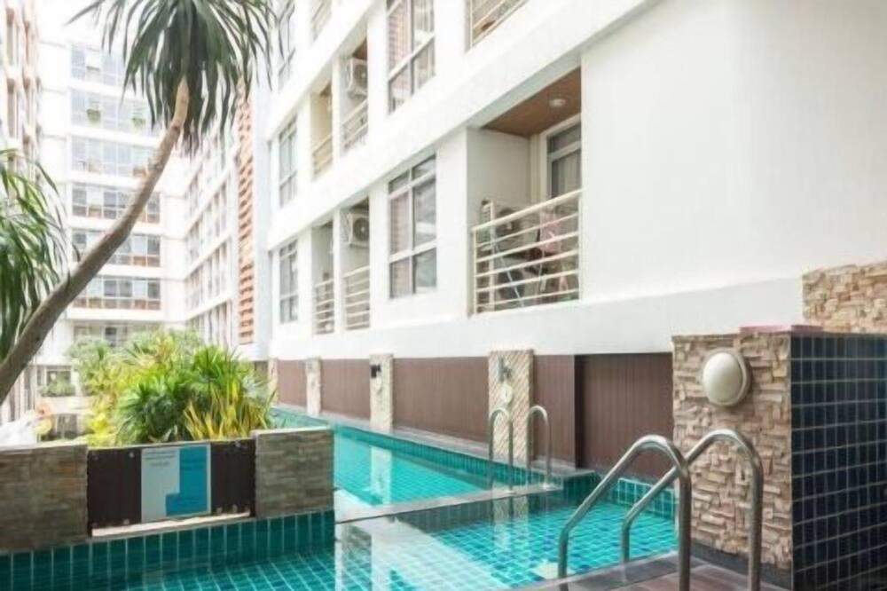 Phra Khanong Nuea Apartment | Condo near bts on nut (E9) station