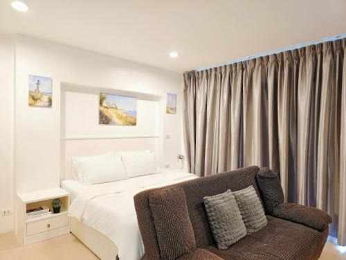 Ban Bang Saen Apartment | Condo The Beach Bangsaen 327/38