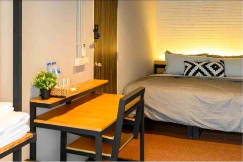 Rama 9 Apartment | Copper - Private Room, City Center, MRT, Wi-Fi, A1