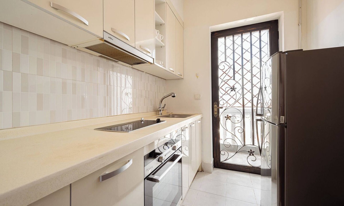Chamkar Mon Condo | Cozy 1BR condo with hardwood floors and rooftop sunset garden in Phnom Penh