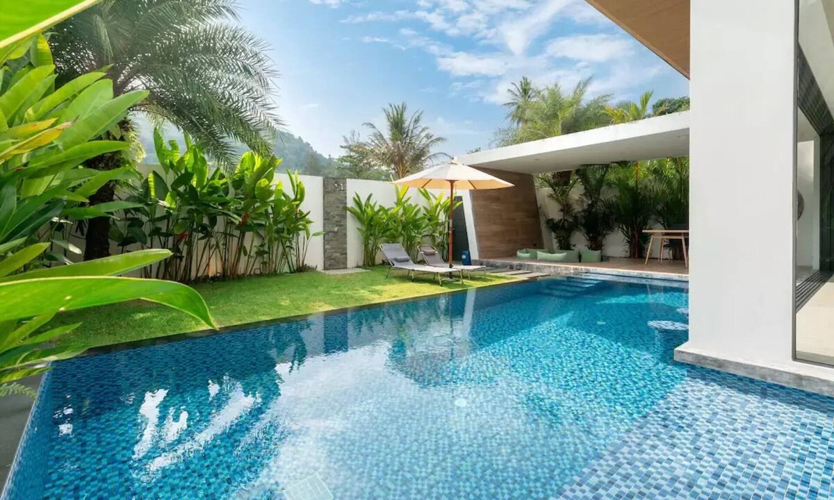 Sa Khu Villa | Cozy Pool Villa Naiyang Beachnn