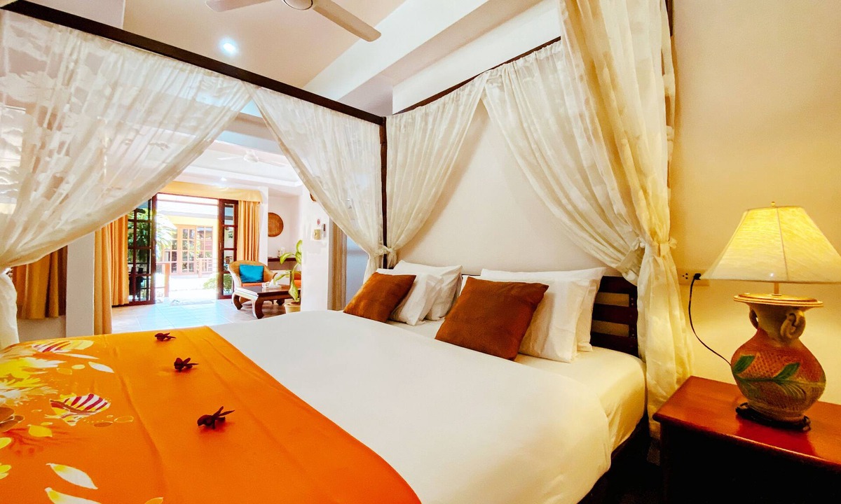 Koh Lon Resort | Cruiser Island Resort by Swiss-Belhotel