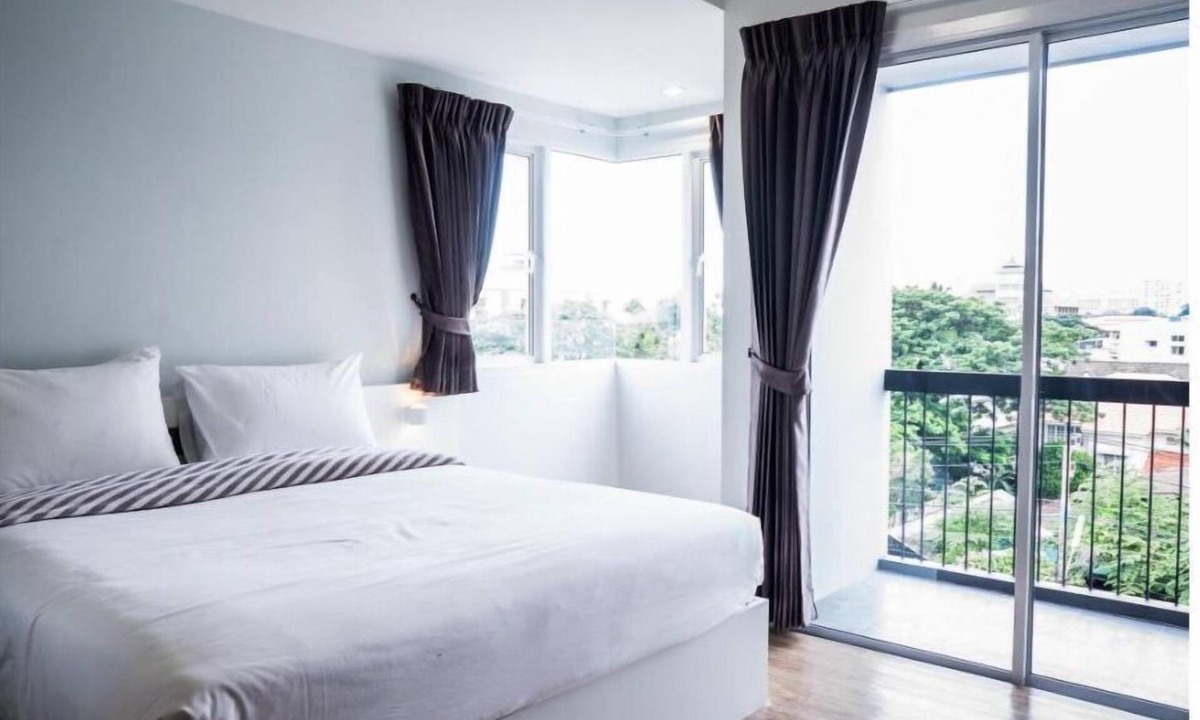Chang Phueak Apartment | Deluxe Apartment for rent in Chiangmai (DVR-17)