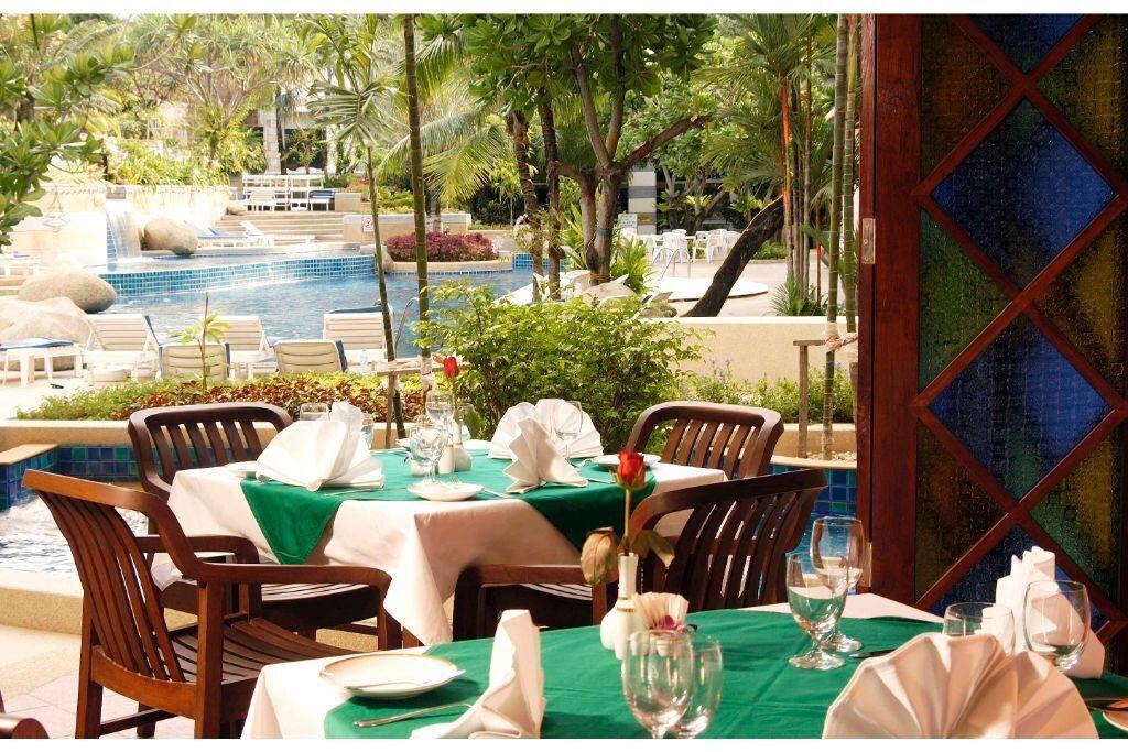 Patong Hotel | Deluxe Room, #11 @ l