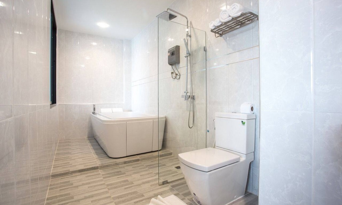 Prakhon Chai Hotel | Eireann Boutique Hotel