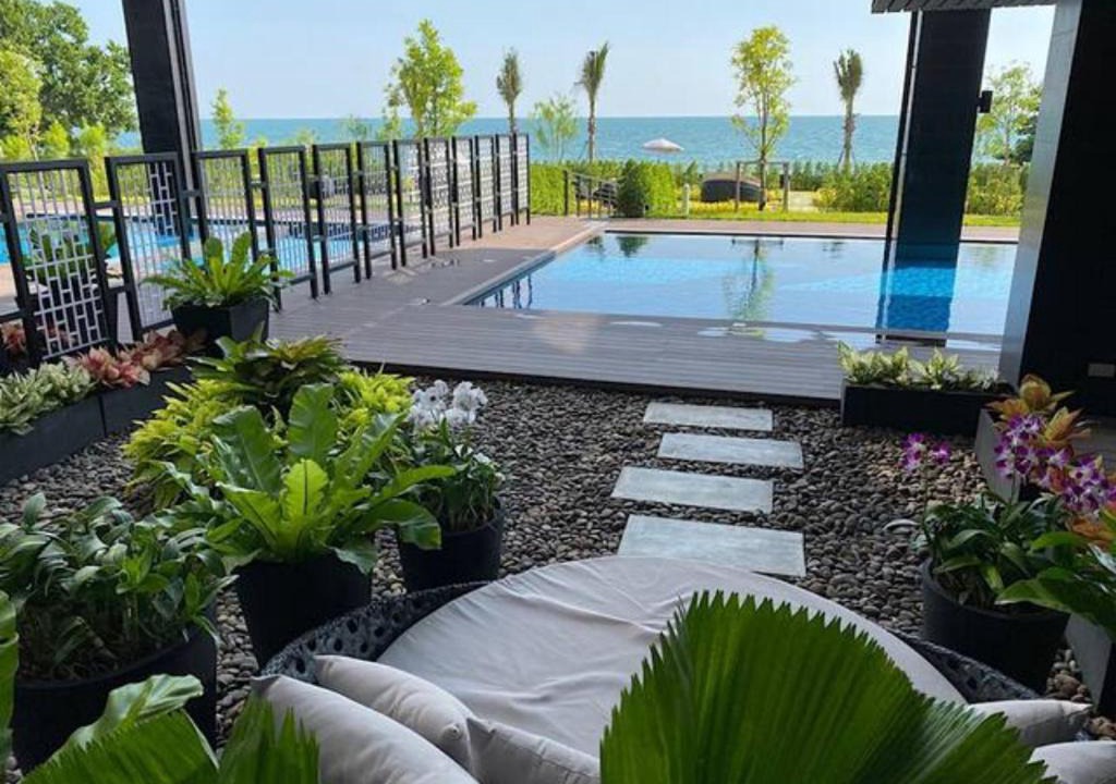 Mae Pim Apartment | Escape BestFamily Condo 1st Beach line
