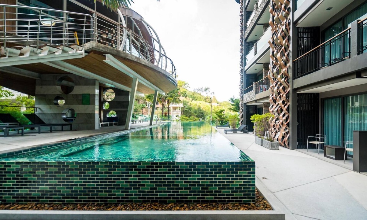 Patong Apartment | ET402- cozy studio at Emerald Terrace, pool & gym