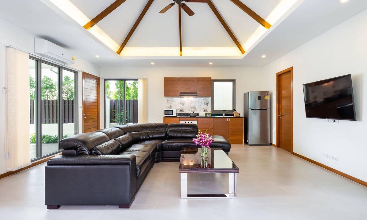 Rawai Villa | Exquisite Thai Balinese Pool Villa Mika