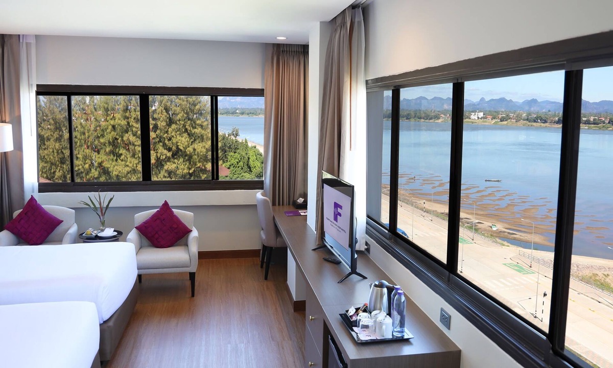 Nakhon Phanom Hotel | Fortune River View Hotel Nakhon Phanom