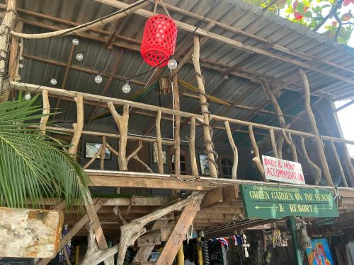 Khong Koi Beach Apartment | Green Garden Bungalow Resort