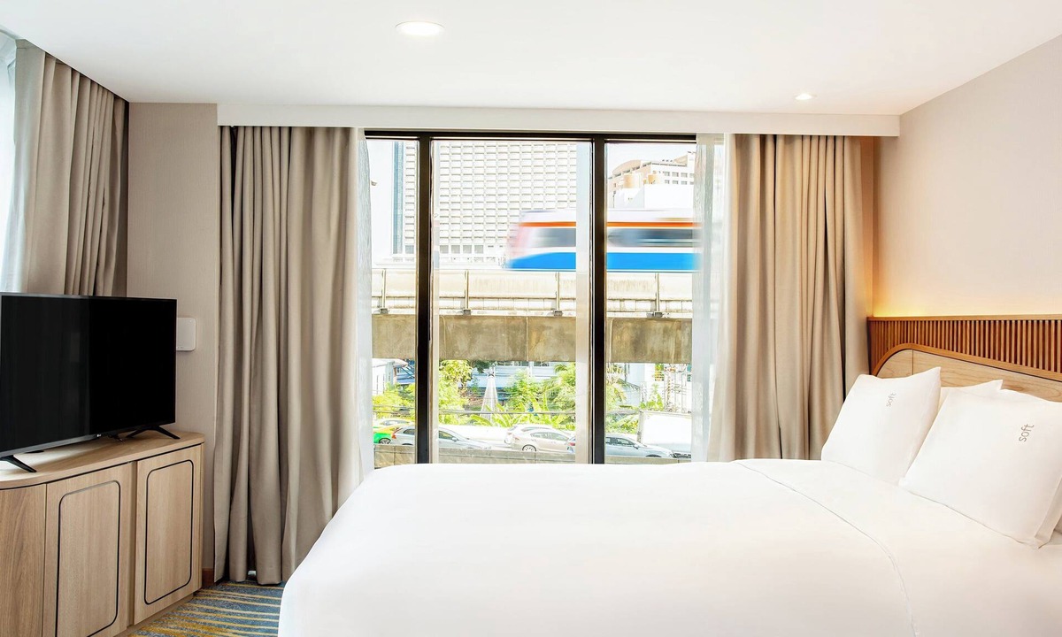 Yan Nawa Hotel | Holiday Inn Express and Suites Bangkok Central Pier by IHG