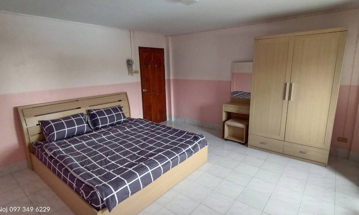 Talat Yai Apartment | Hostel at Samkong zone closed to reputation restaurant and market