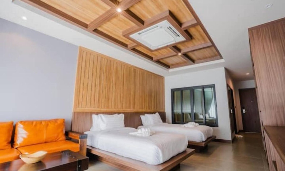 Talat Nuea Hotel | Hotel Room with Private Romantic Plunge Pool #5