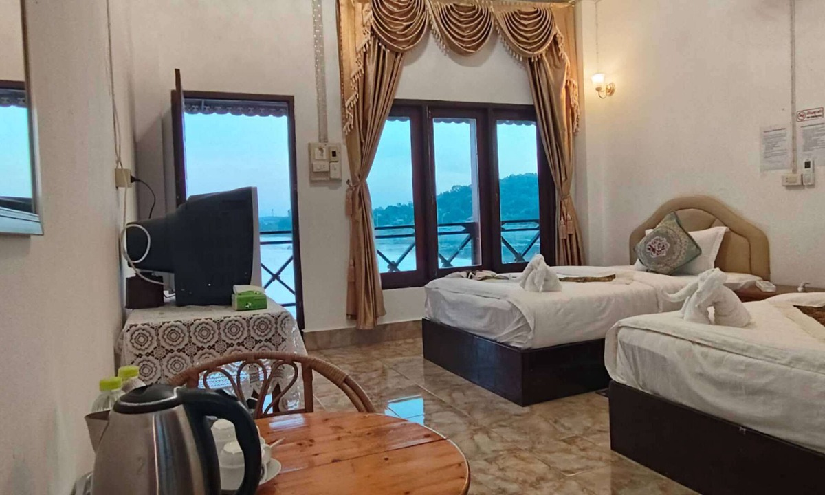 Bokeo Province Hotel | Houayxai Riverside Phonevichith Hotel