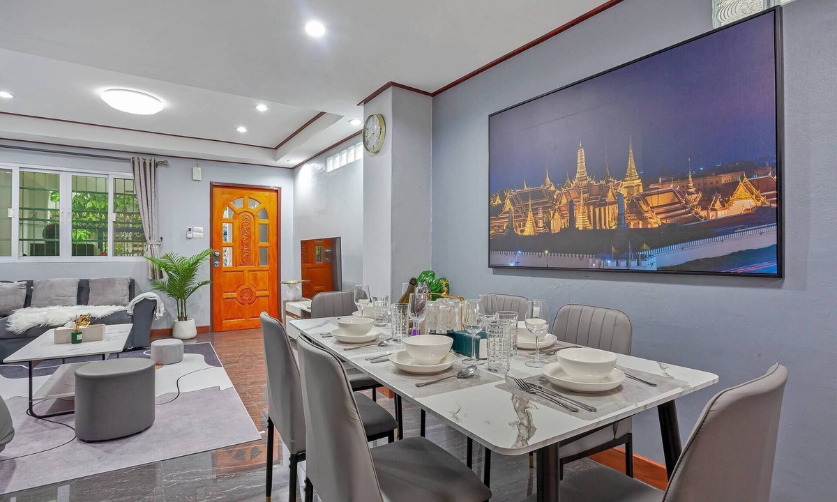 Phra Khanong House | Large Spacious 3BR House at BTS ON NUT