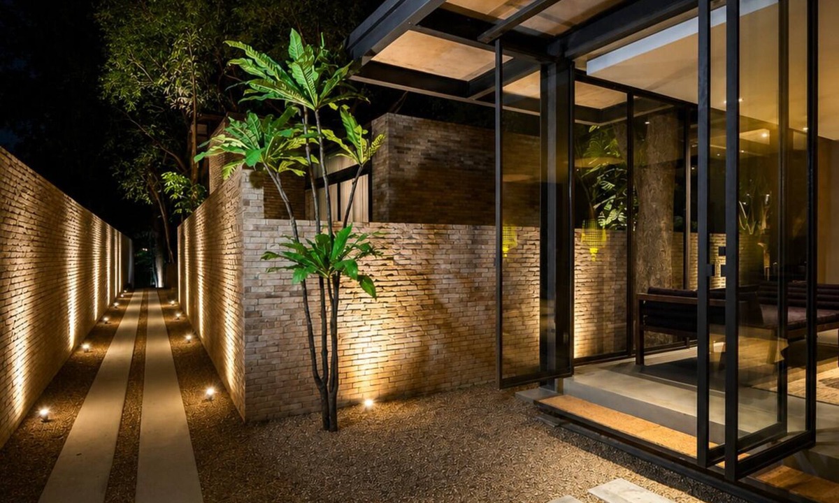 Kanchanaburi Hotel | Makham Villa River Kwai
