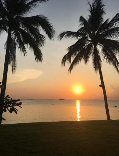 Taling Ngam Villa | MJ Beautiful sunset beach house