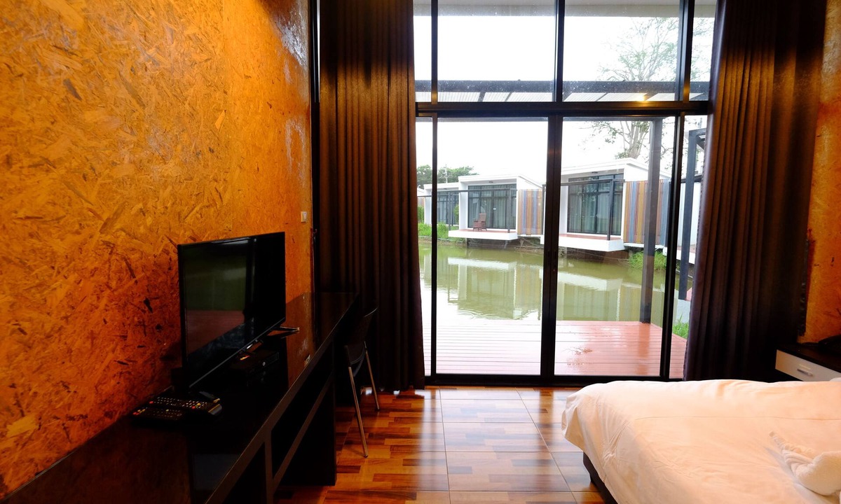Phang Khon Hotel | N&C Resort