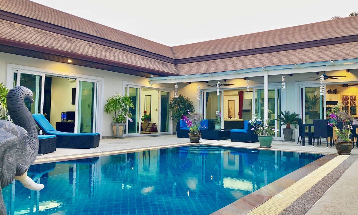 Rawai Villa | Nai Harn Holiday Villa (Kokyang)