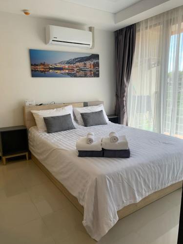 Nai Harn Apartment | Nai Harn NBC 1 BR