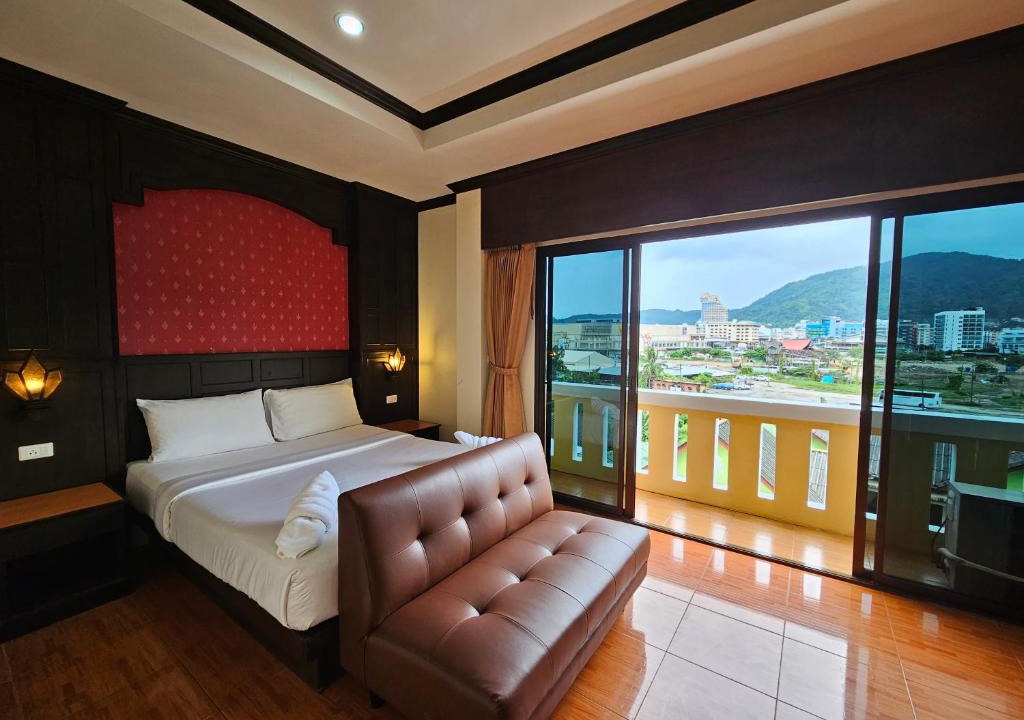 Nanai Road Hotel | Nanai 2 Residence Patong Phuket