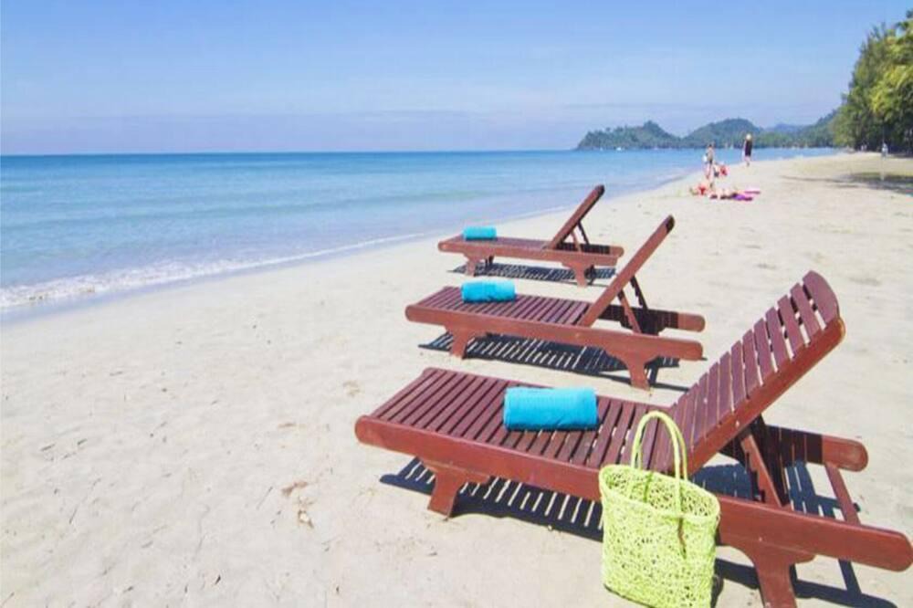 Klong Son Villa | New Luxurious Beach Pool Villa With Its Own Island On Koh Chang
