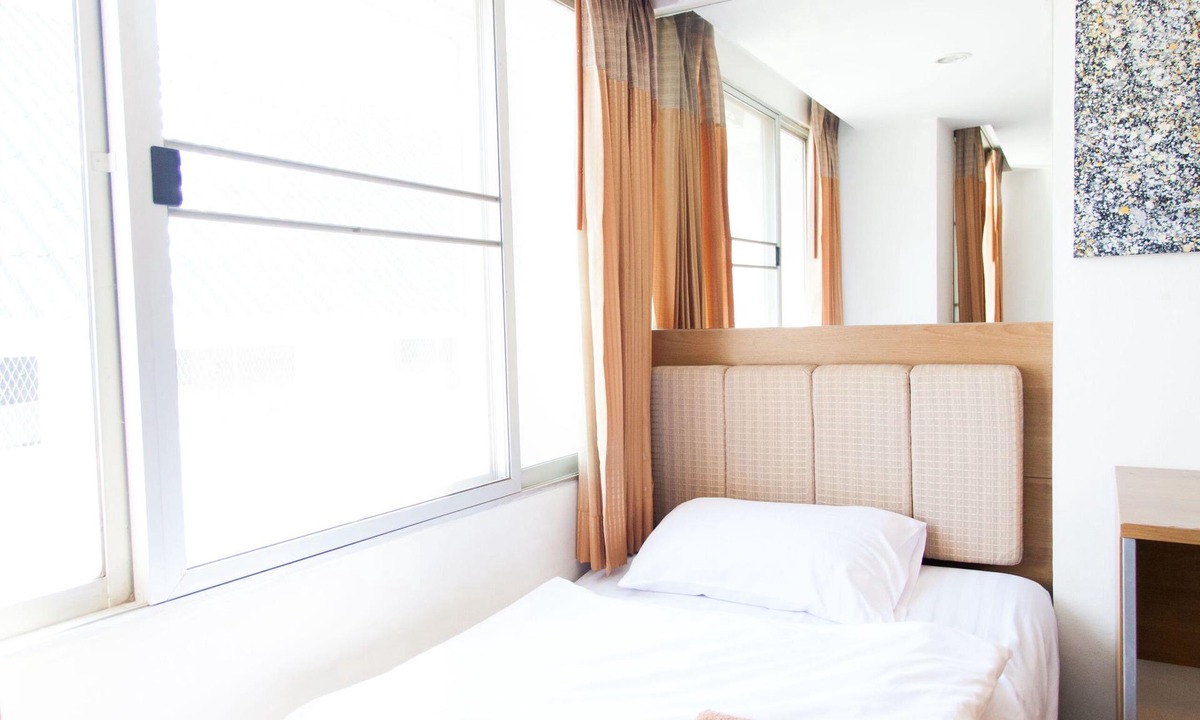 Chang Khlan Apartment | Night Bazaar Road - 40 Sqm - 3rd Floor - Work-From-Home w/Fully Fitted Kitchen