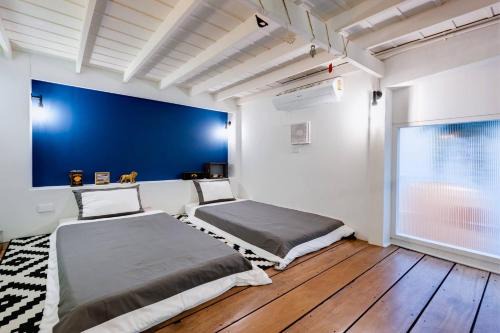 Si Phraya House | Non Inn The Diamond Artisan and Barber 4 Bedroom Riverside Retreat with King and Twin Rooms