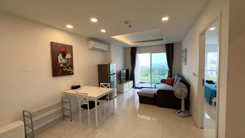 Pratumnak Hill Apartment | One Tower 105 by ThaiminatorPattaya